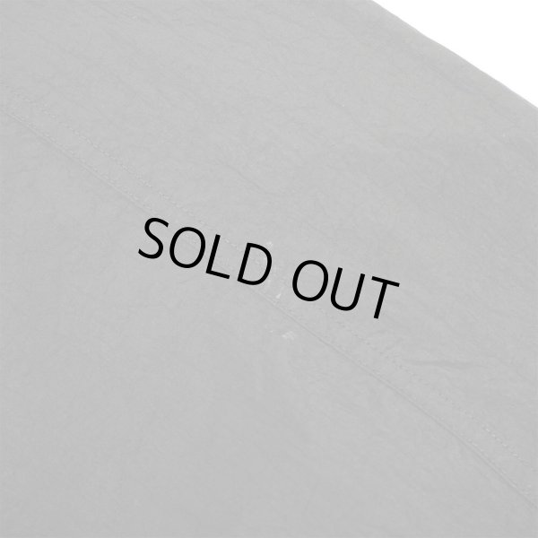 画像4: 90's NIKE Vネック ナイロンプルオーバー “BLACK” (4)