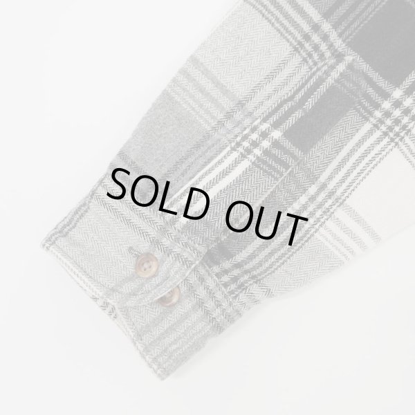 画像4: Late 90's ST JOHN'S BAY ヘビーネルシャツ “Black Plaid” (4)