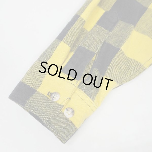 画像4: 90's ST JOHN'S BAY ブロックチェック柄 ヘビーネルシャツ "MADE IN USA / YELLOW × BLACK" (4)