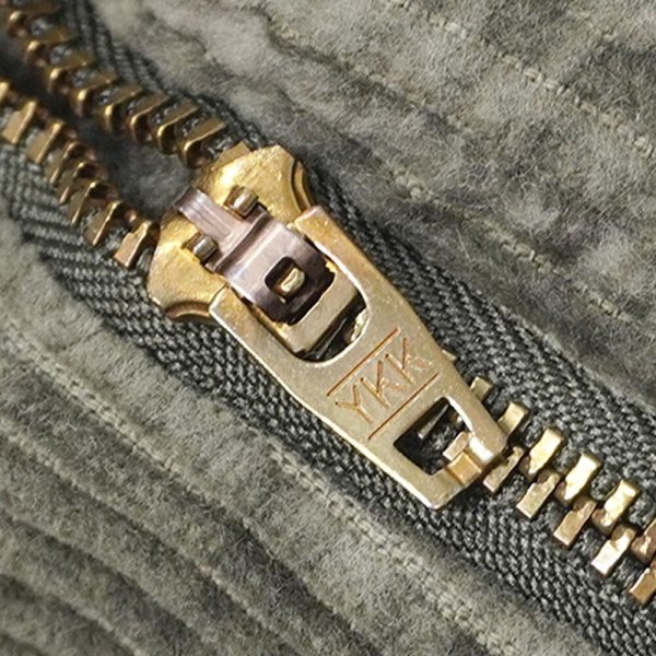 画像3: 00's Claiborne 2タック 太畝コーデュロイトラウザー "OLIVE" (3)