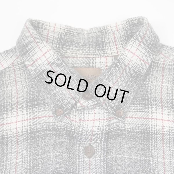 画像3: 90-00's ST. JOHN'S BAY フランネル ボタンダウンシャツ "Black Ombre Plaid" (3)