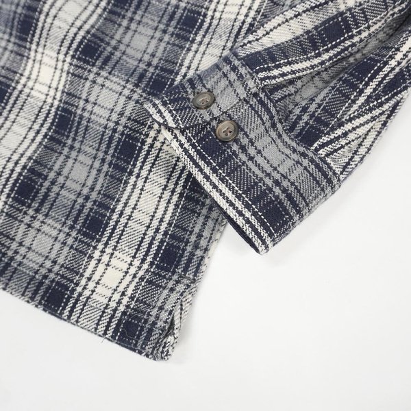 画像4: Late 90's ST JOHN'S BAY ヘビーネルシャツ "Navy Plaid" (4)