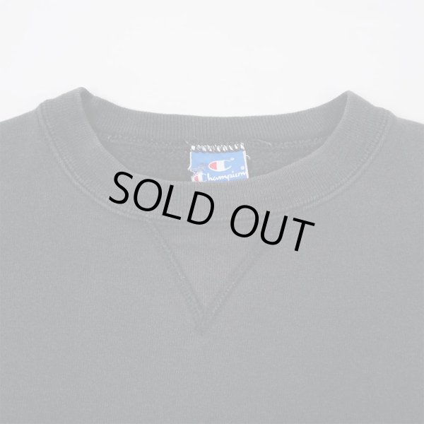 画像4: 90's Champion スクリプトロゴ刺繍 前Vスウェット “BLACK / MADE IN USA” (4)