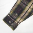 画像4: 00's FIELD & STREAM ヘビーネルシャツ "Black Plaid" (4)