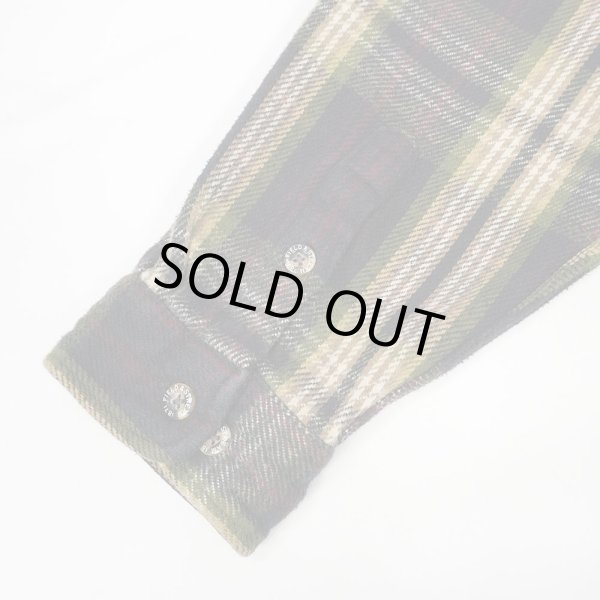 画像4: 00's FIELD & STREAM ヘビーネルシャツ "Black Plaid" (4)