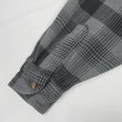 画像4: 90's DAVID TAYLOR ヘビーネルシャツ "Gray×Black Plaid" (4)