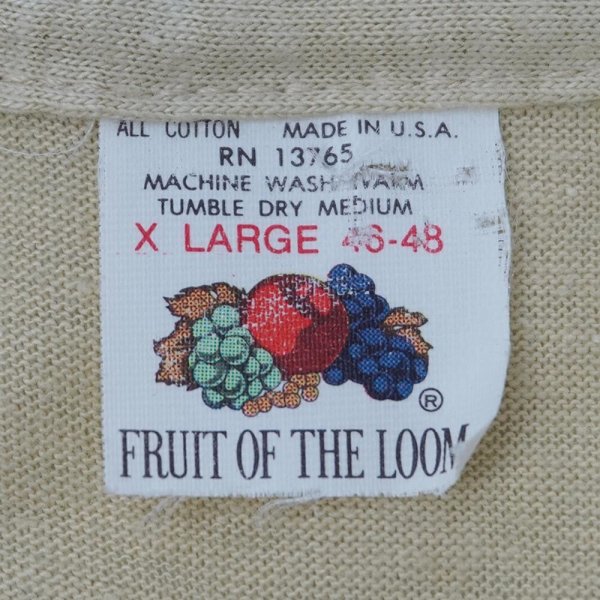 画像2: 70's Fruit of the loom ポケットTシャツ "BEIGE / MADE IN USA" (2)