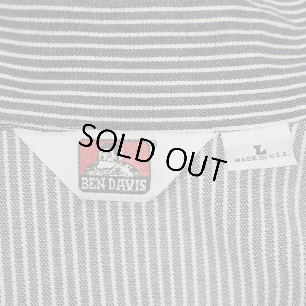 画像2: 00's BEN DAVIS S/S ハーフジップ ワークシャツ "MADE IN USA / 企業ロゴ刺繍" (2)