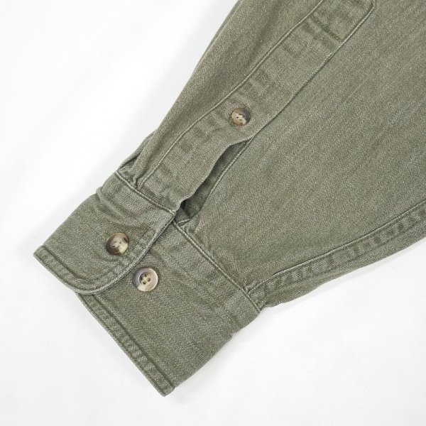 画像4: 90-00's LANDS' END 先染めカラーデニム ボタンダウンシャツ (4)