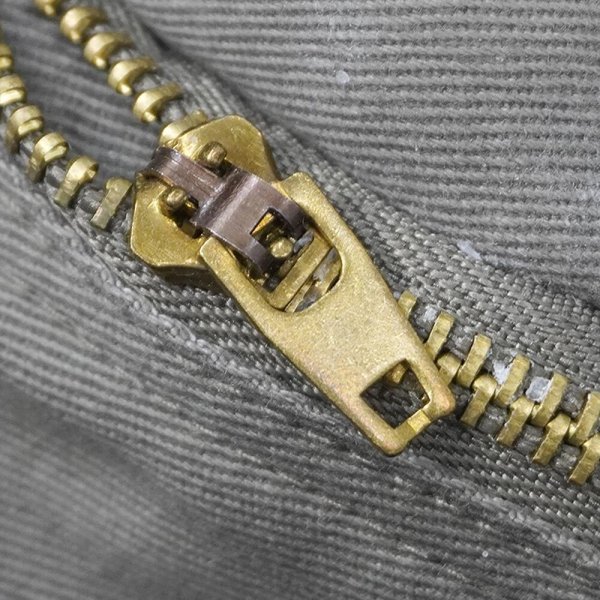 画像4: 00's BASIC EDITIONS 2タック チノトラウザー "W32 L30 / KHAKI / DEADSTOCK" (4)