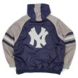 画像2: 00's New York Yankees ナイロンアノラック (2)