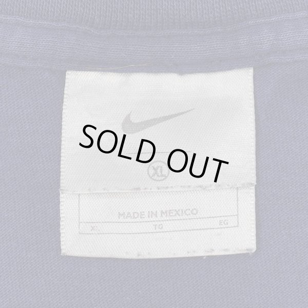画像2: 00's NIKE スウォッシュロゴ刺繍 Tシャツ (2)