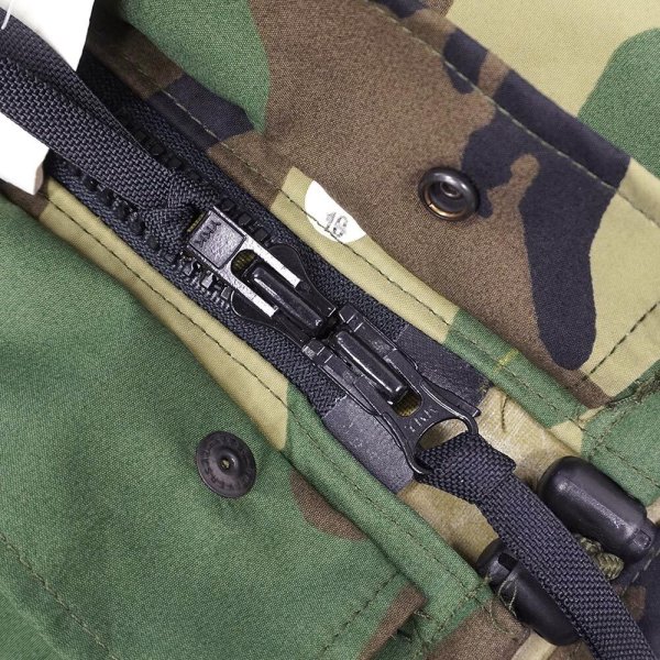 画像3: 90's USMC ECWCS GEN2 ウッドランドカモ柄 GORE-TEX PARKA "MEDIUM-REGULAR" (3)