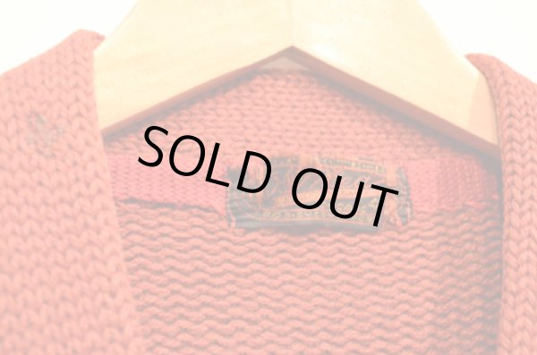 画像3: 40's エルボーパッチ付き ローゲージレタードカーディガン (3)