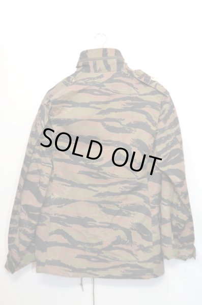 画像2: 90's ALPHA社製 Tiger camo M-65フィールドJKT "DEADSTOCK” (2)