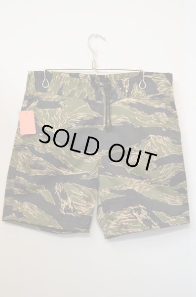 画像1: ORIGINAL Tiger Stripe Camo SHORTS (1)