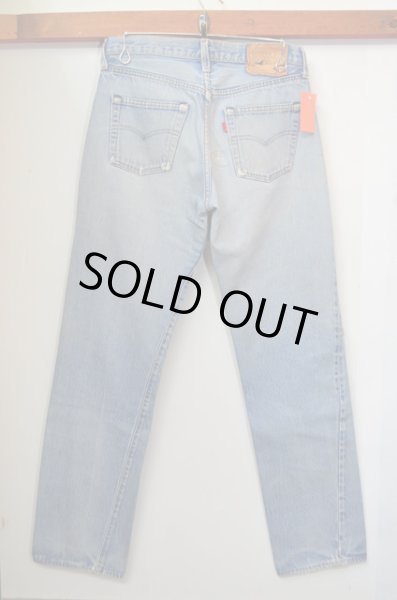 画像2: 80's Levi's501 赤耳 ?アイスブルー” (2)