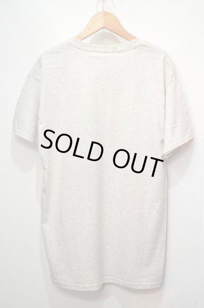 画像2: 日本未発売 Fruit of the loom ポケット付きTシャツ "Oatmeal Heather" (2)