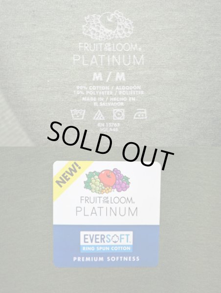 画像3: 日本未発売 Fruit of the loom ポケット付きTシャツ "Olive" (3)