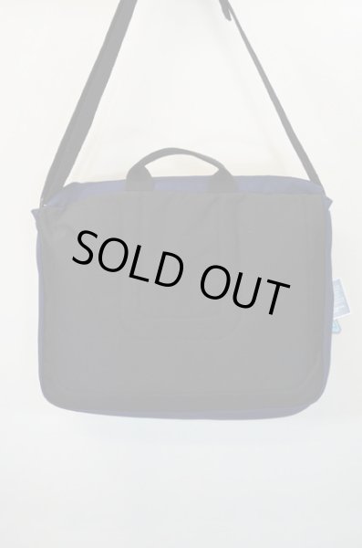 画像2: 日本未発売 JANSPORT メッセンジャーバッグ "CROSSTALK MESSENGER" NAVY MOONSHINE (2)