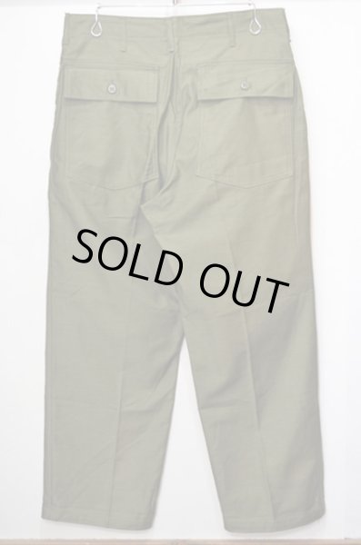 画像2: 60's-70's US.ARMY コットンサテンベイカーパンツ "DEADSTOCK" (2)