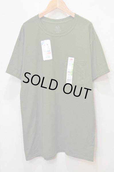 画像1: 日本未発売 FRUIT OF THE LOOM ポケットTシャツ “MILITARY GREEN” (1)