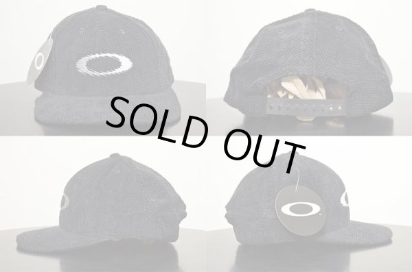 画像2: 90's OAKLEY Rip Cord Black Hat “DEADSTOCK” (2)