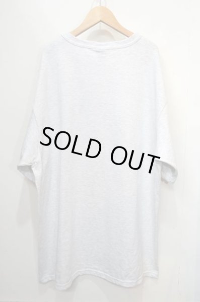 画像2: 90's Champion スプリクトロゴ Tシャツ “MADE IN USA / DEADSTOCK” (2)