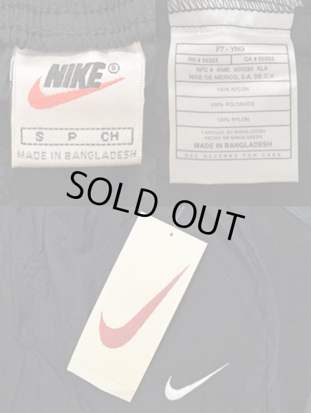 画像3: 90's NIKE ナイロンパンツ "黒×白 / DEADSTOCK" (3)