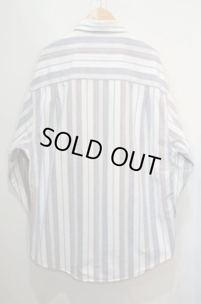 画像2: 80-90's Eddie Bauer マルチストライプ柄 ボタンダウンシャツ (2)