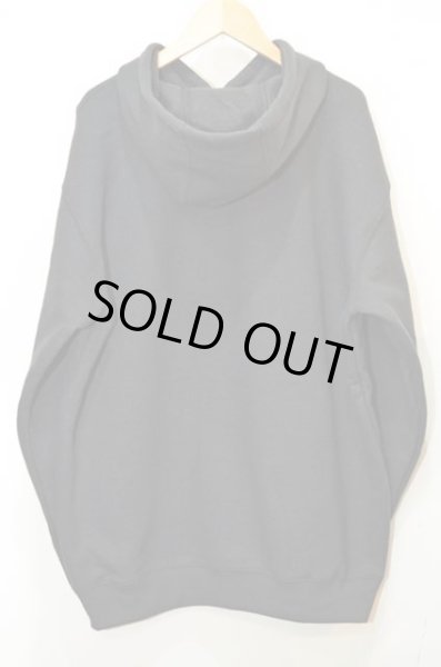 画像2: 日本未発売 Carhartt スウェットパーカー "BLACK" (2)