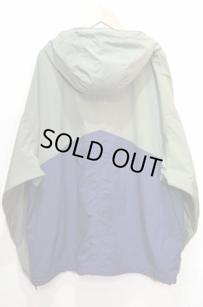 画像2: 90's Columbia バイカラー ナイロンパーカー (2)