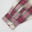 画像4: 00's Field & Stream ヘビーネルシャツ "Red Ombre Plaid" (4)