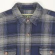 画像3: 00's Field & Stream ヘビーネルシャツ "Navy Ombre Plaid" (3)