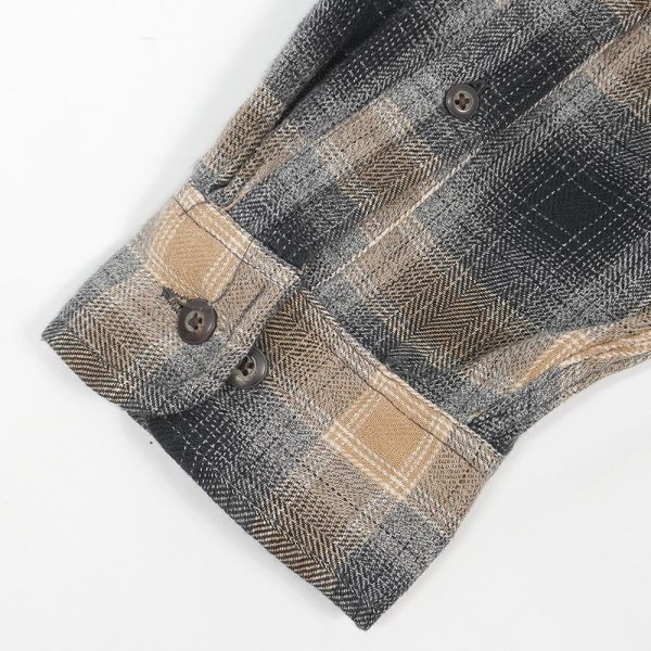 画像4: 00's Arrow フランネル ボタンダウンシャツ "Ombre Plaid" (4)