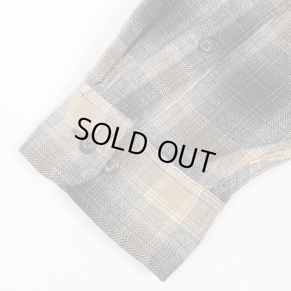 画像4: 00's Arrow フランネル ボタンダウンシャツ "Ombre Plaid" (4)