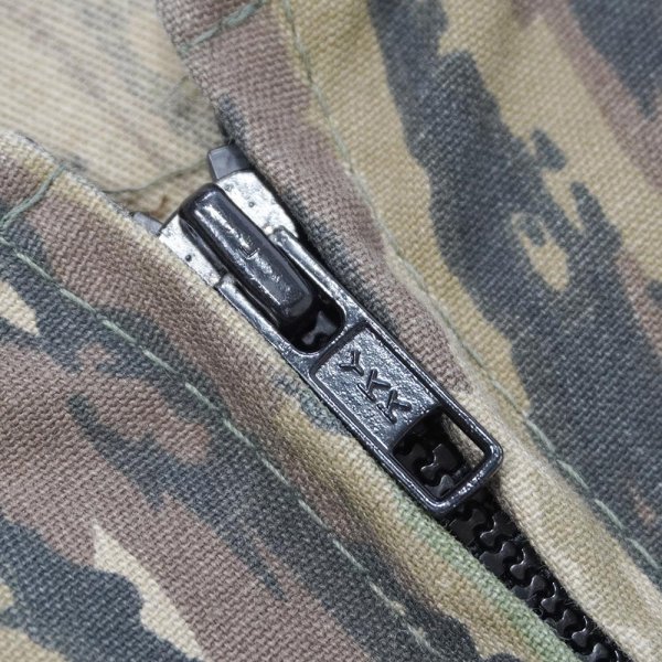 画像4: 80's SAFTBAK リアルツリーカモ柄 コットンブルゾン "MADE IN USA" (4)