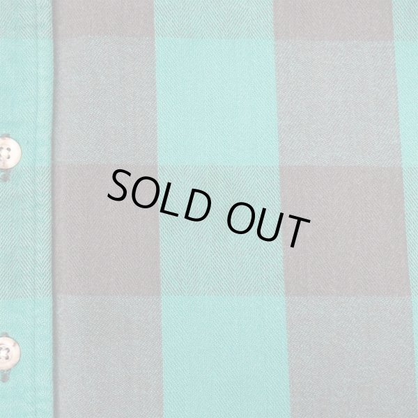 画像4: 90's ST JOHN’S BAY ブロックチェック柄 ヘビーネルシャツ “BLACK × GREEN / 2TONE” (4)