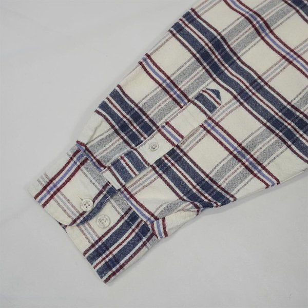 画像4: 90's ST JOHN'S BAY フランネル ボタンダウンシャツ “White × Navy Plaid” (4)