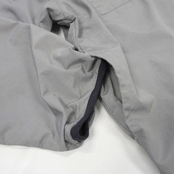 画像4: 00's Reebok スタンドカラーナイロンジャケット (4)