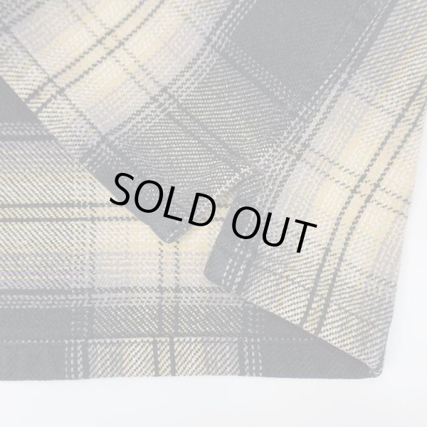 画像4: 90's ST JOHN'S BAY オンブレチェック柄 ヘビーネルシャツ "Black Plaid" (4)