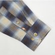 画像4: 00's IZOD JEANS フランネルシャツ "Navy Ombre Plaid" (4)