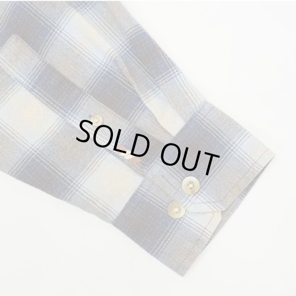 画像4: 00's IZOD JEANS フランネルシャツ "Navy Ombre Plaid" (4)