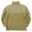 画像2: 【DEADSTOCK / COYOTE BROWN】US. Armed Forces ECWCS GEN2 LEVEL3 POLARTEC フリースジャケット (2)