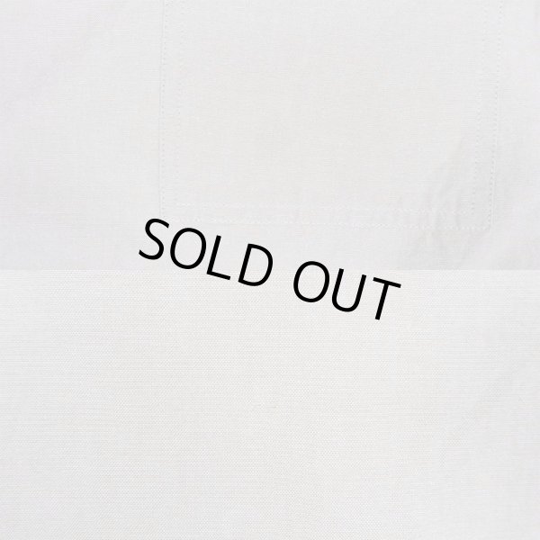 画像4: 00's Carhartt シャンブレー ボタンダウンシャツ "企業ロゴ刺繍 / DEADSTOCK" (4)