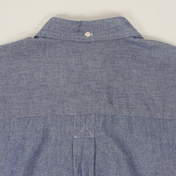 画像4: 90's Eddie Bauer S/S コットンシャンブレー ボタンダウンシャツ (4)