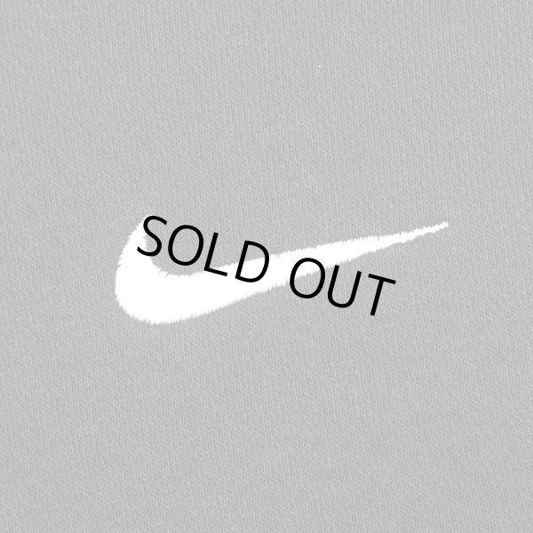 画像3: 00's NIKE スウォッシュロゴ刺繍 スウェットパーカー "BLACK" (3)