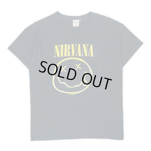 画像1: 00's NIRVANA バンドTシャツ "OLD GILDAN BODY" (1)