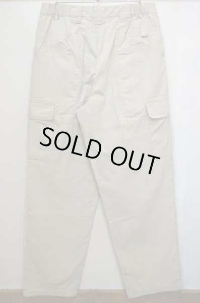 画像2: 00's Columbia カーゴパンツ “DEADSTOCK” (2)