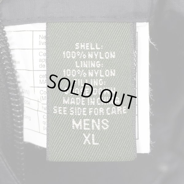 画像3: 00's Eddie Bauer リバーシブルダウンベスト "BLACK × BLUE" (3)